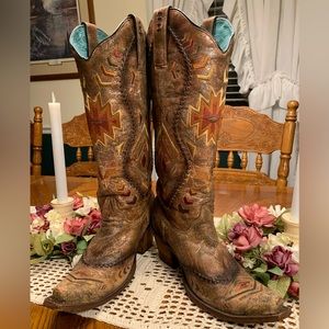 ON SALE - Corral C2872 Size 8M